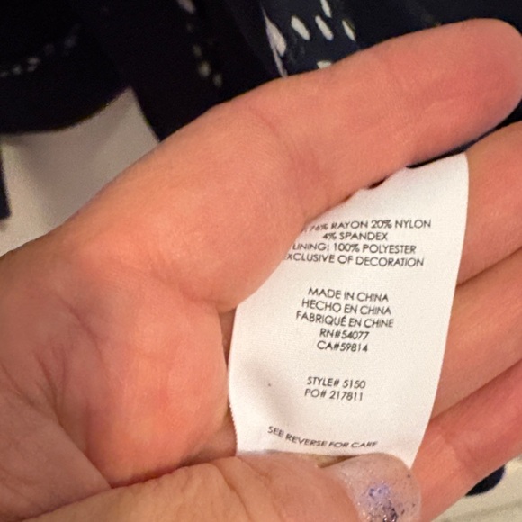 CAbi navy blue size 8 Blazer in excellent condition - Picture 8 of 9